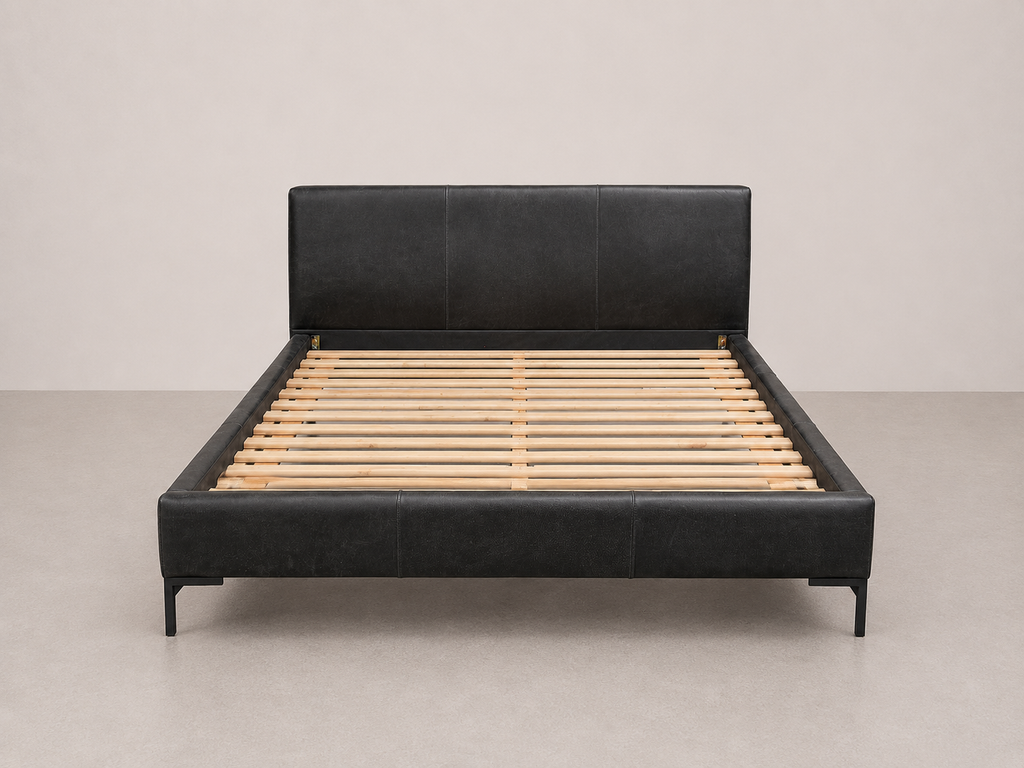 Gita Bed in Leather
